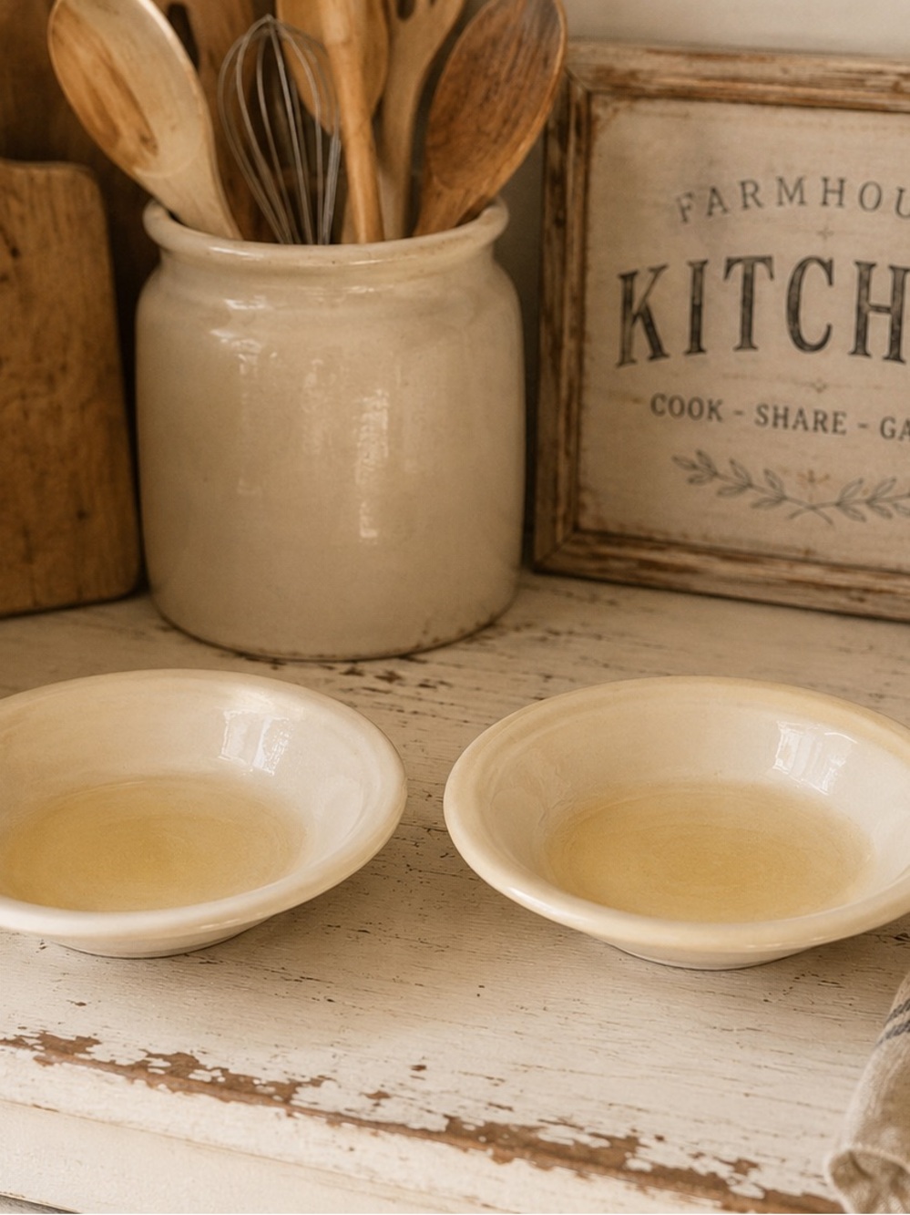 Set of 2 Vintage Fiesta Ware-Bouillon Bowls.